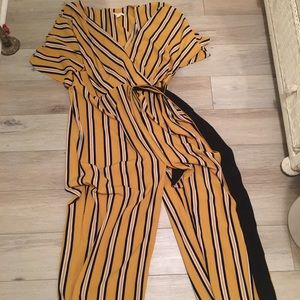 Women’s jumpsuit. Size 18-20W